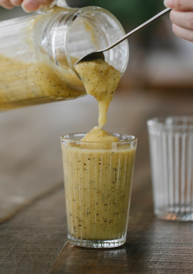 Le Smoothie Banane: Un Délice Raffraîchissant pour Tous les Moments